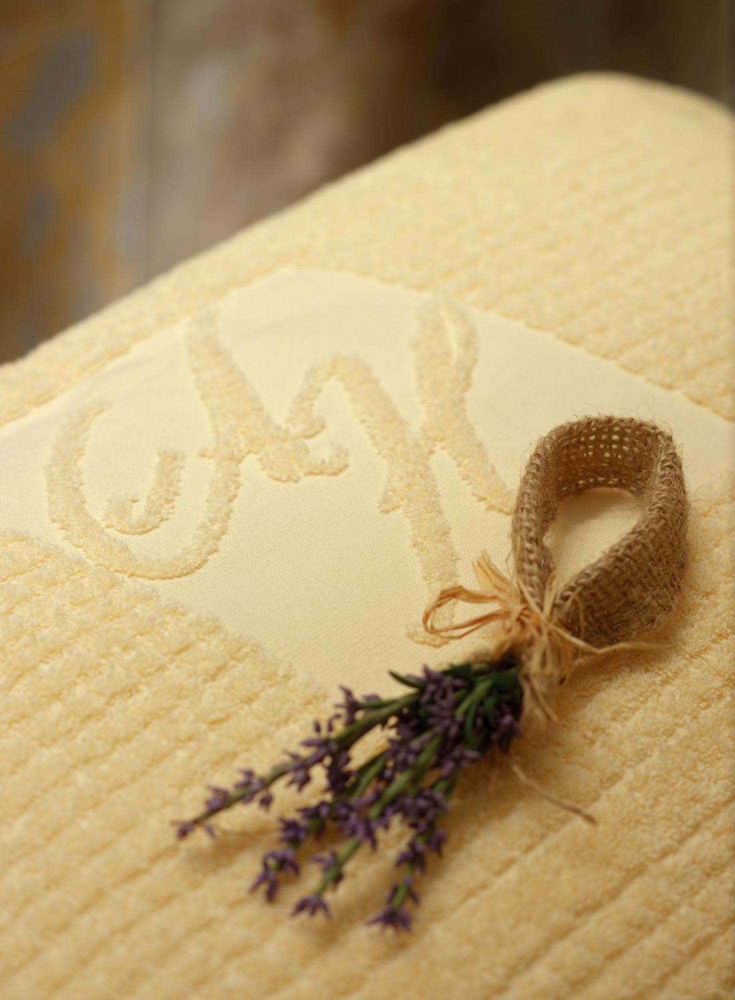 Aghadoe Heights Hotel & Spa 킬라니 외부 사진 A bath sponge